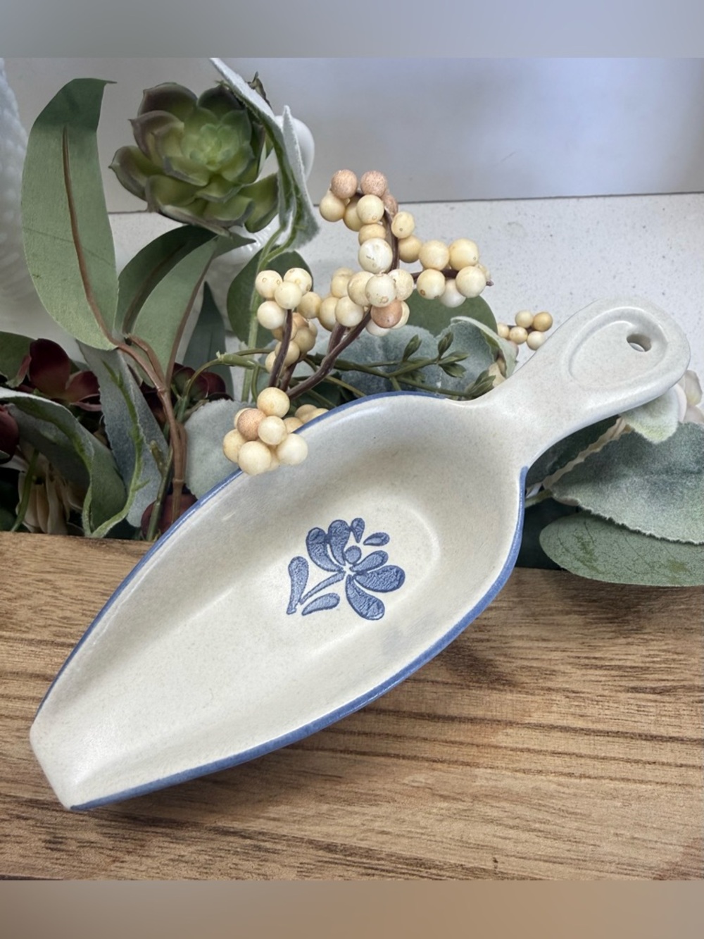 Vintage Pfaltzgraff Yorktowne Replacement Scoop 7 in Granny cottage core decor